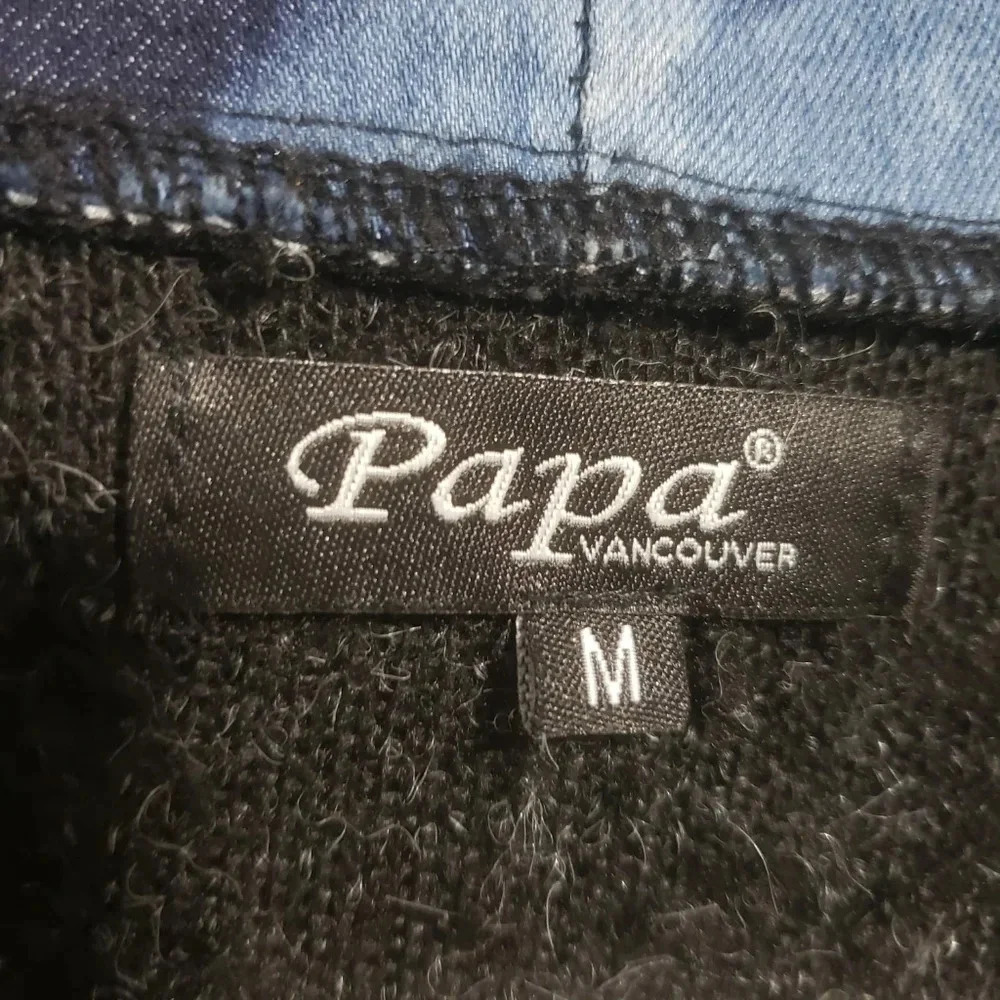 Papa Vancouver Womans  Long Blue/Black Button Down Sweater. - Picture 6 of 9
